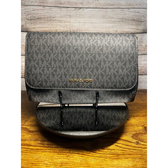 Michael Kors Medium Logo Convertible Crossbody Bag - Picture 1 of 10